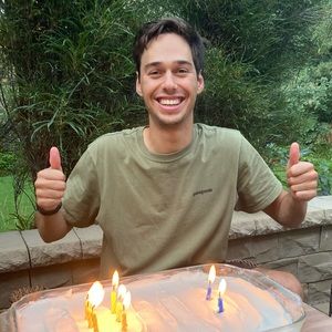 Meet your Posher, Brett